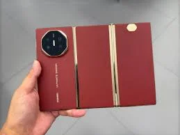 Huawei Mate XT Ultimate $350 WhatsApp: +2349045783364 